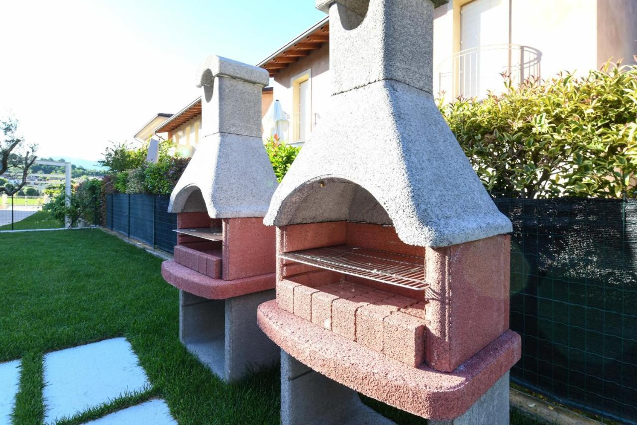 Villa Meri Manerba del Garda Exteriör bild