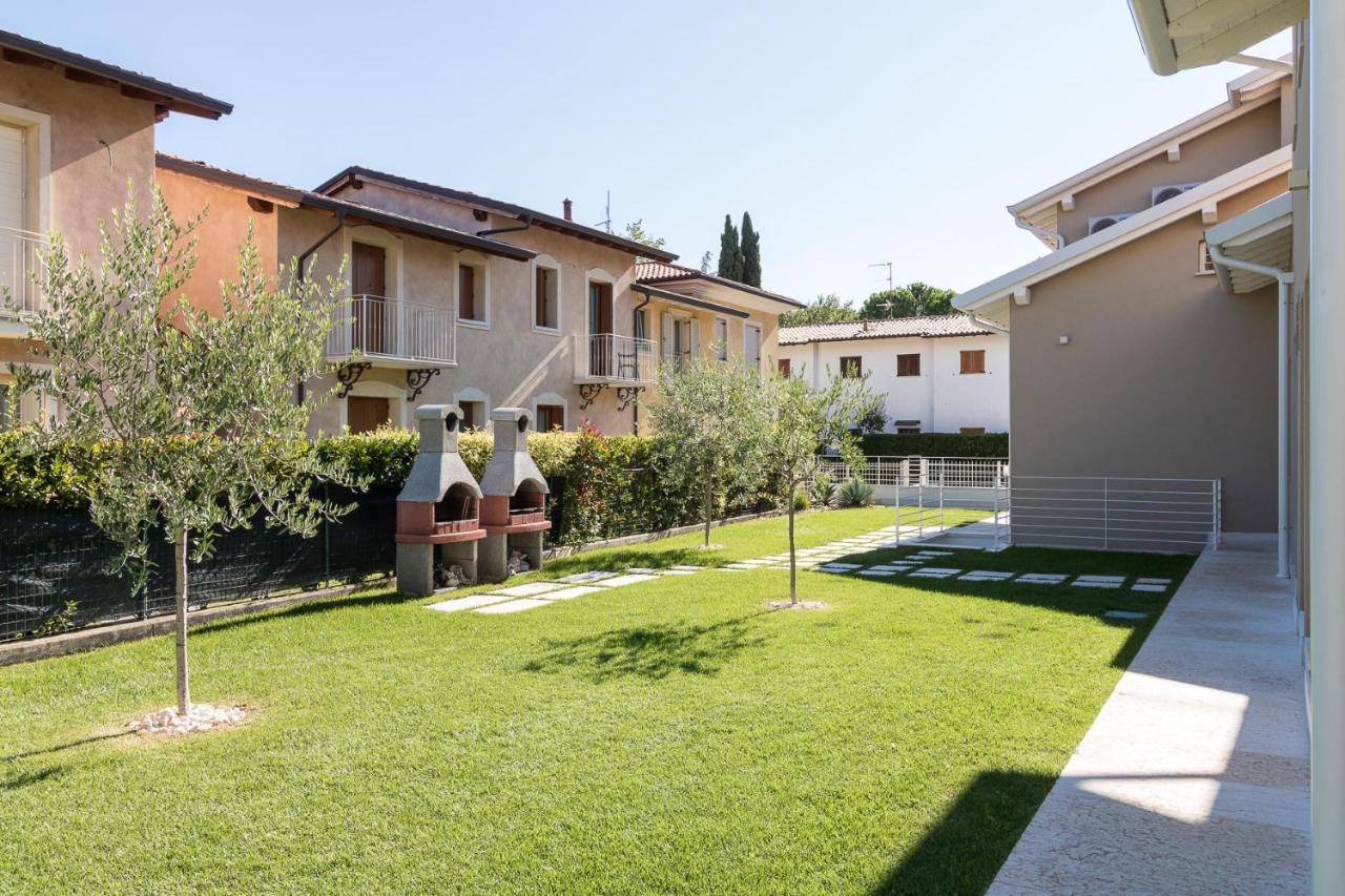 Villa Meri Manerba del Garda Exteriör bild