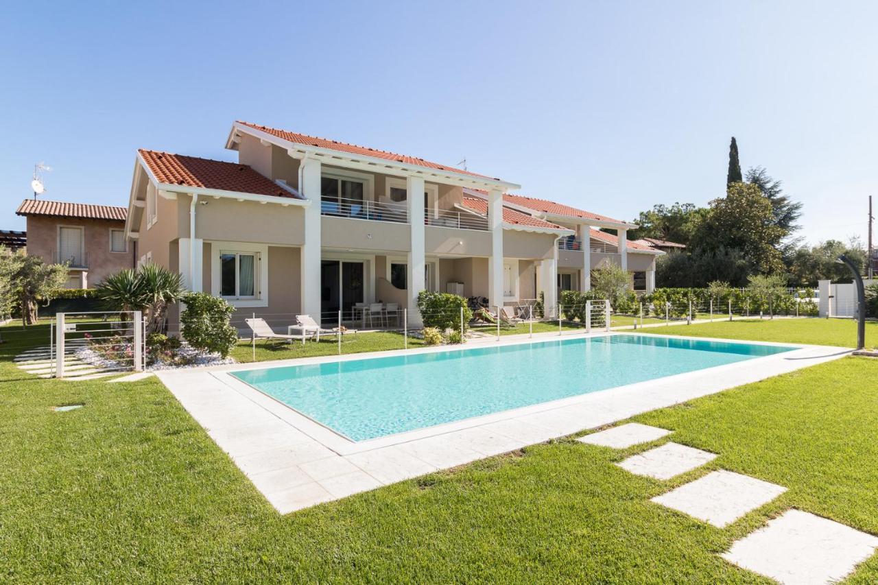 Villa Meri Manerba del Garda Exteriör bild