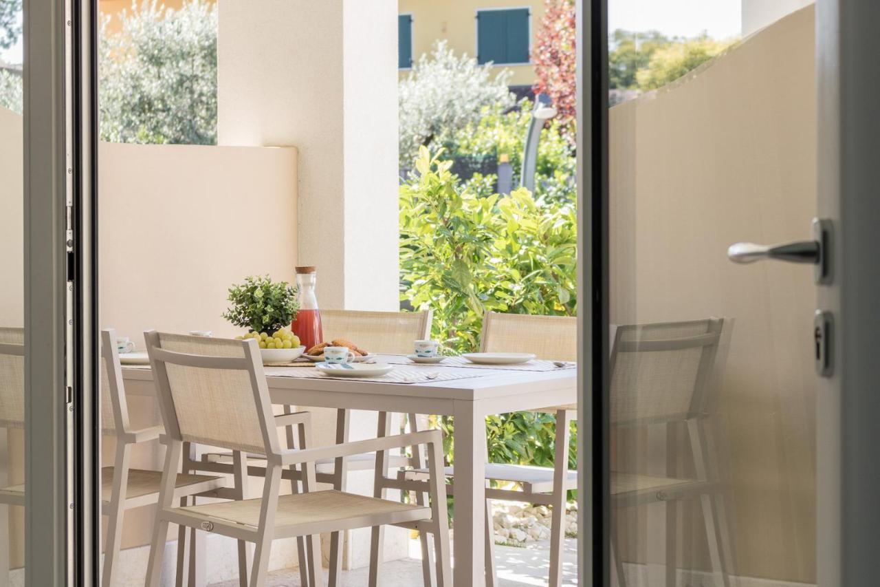 Villa Meri Manerba del Garda Exteriör bild